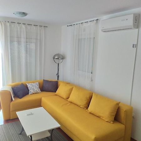 Zobic Family Apartments Раб Экстерьер фото
